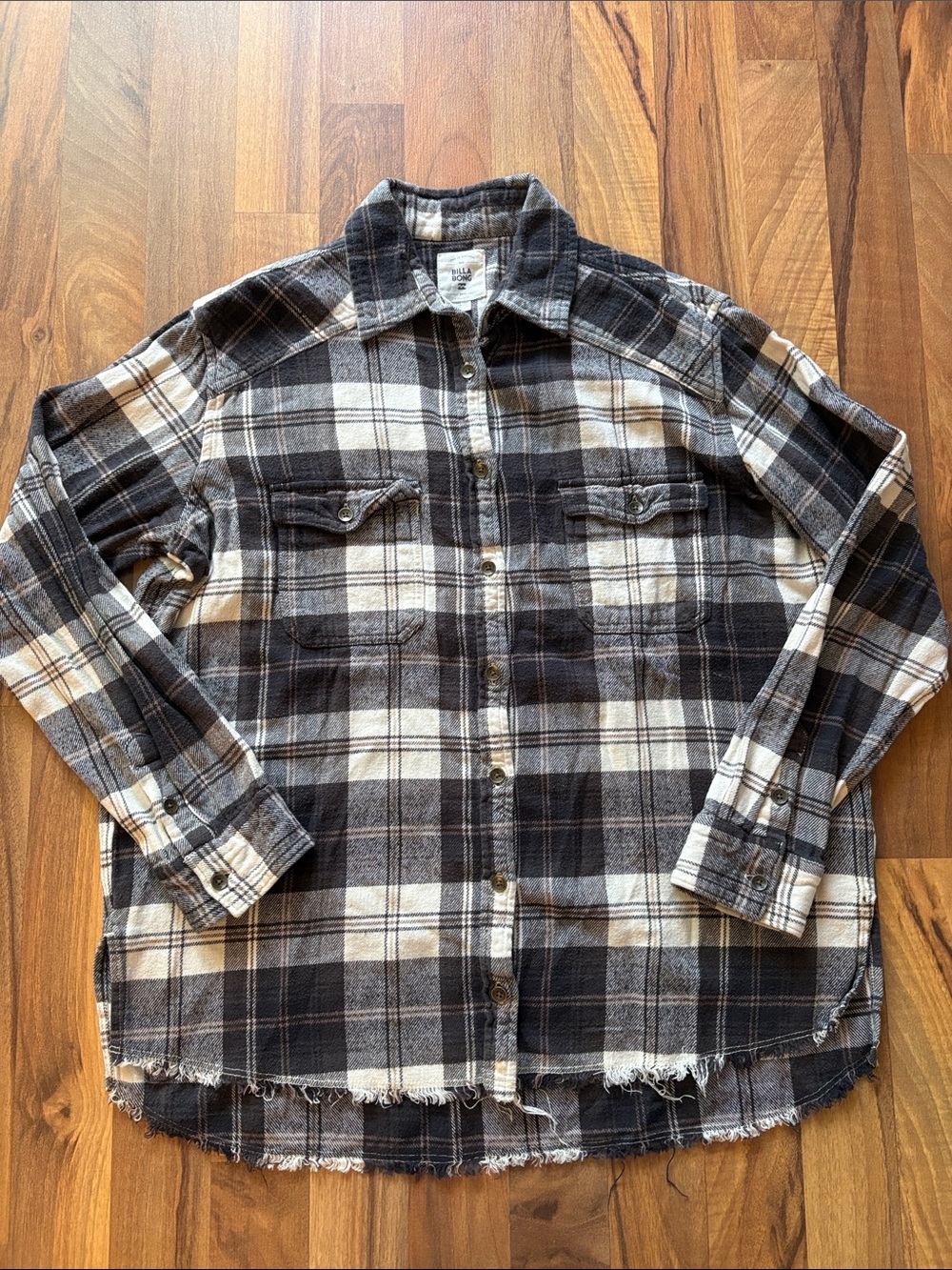 Billabong Women’s Size M Black & Cream Plaid Button-Down Shirt